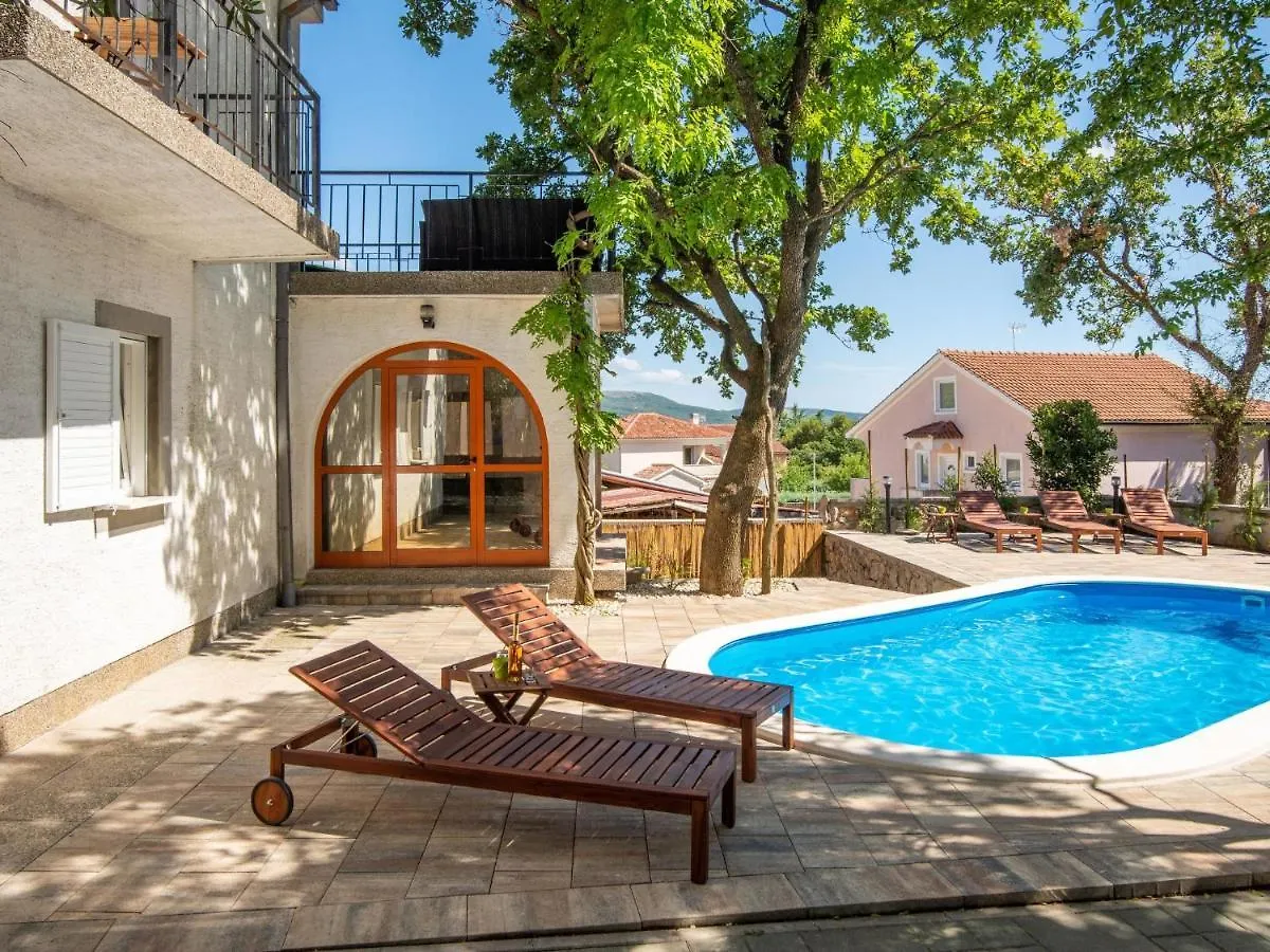 Holiday Home Noveanni By Interhome Kornic