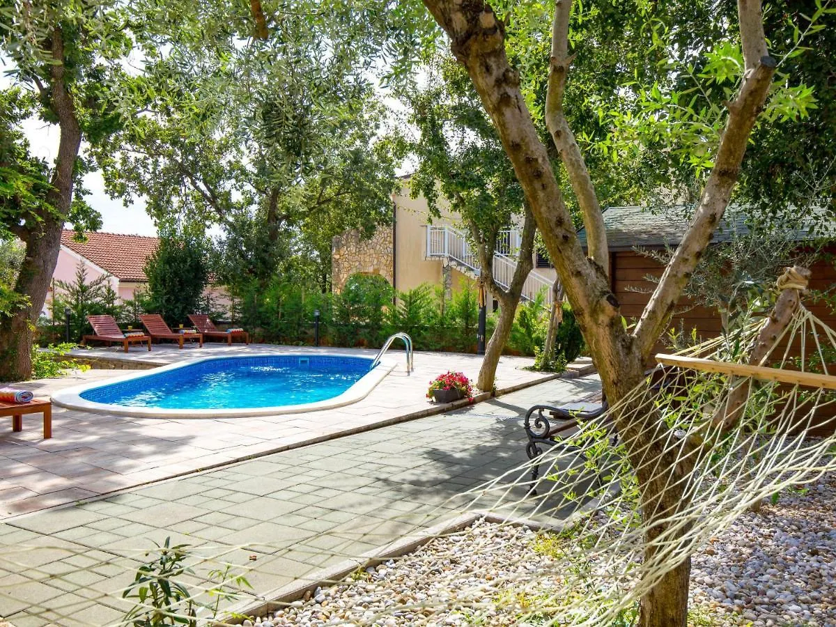 Holiday Home Noveanni By Interhome Kornic